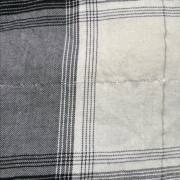 LOFT Black and White Plaid Button Down Shirt - Picture 4 of 7